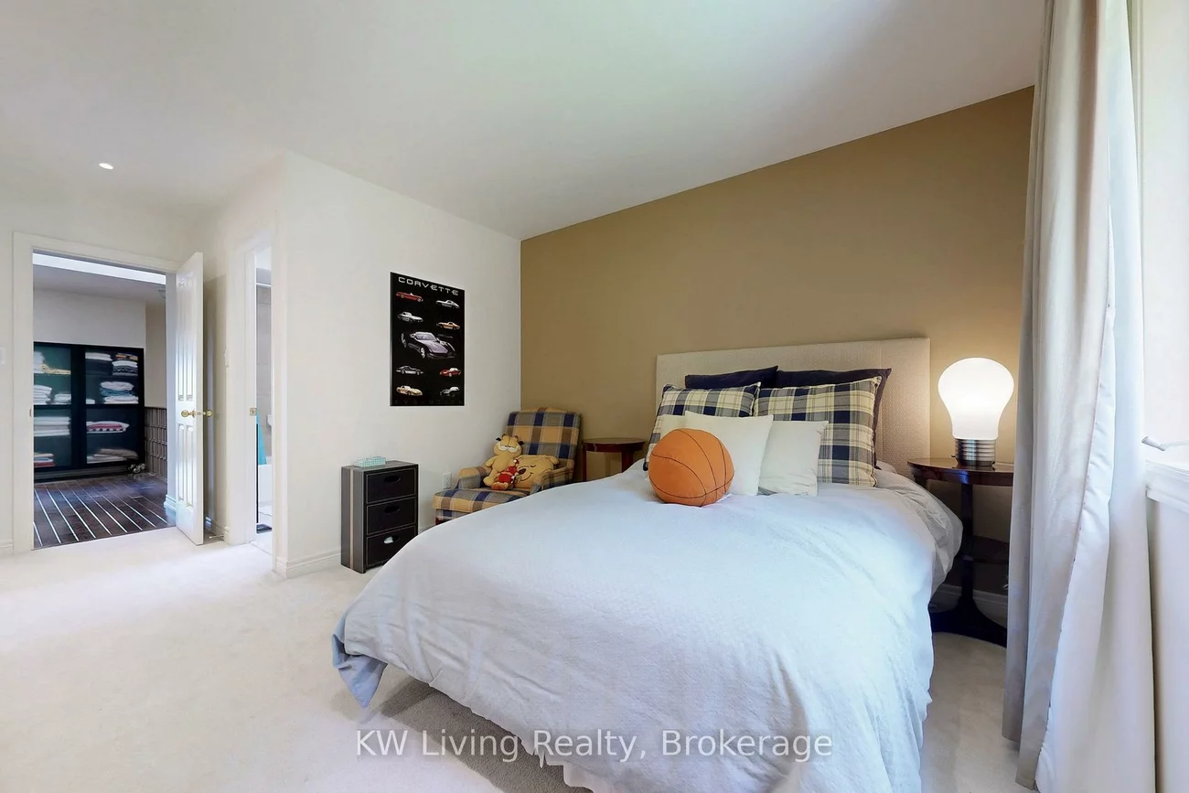 16, Carriage House, Jefferson, Richmond Hill