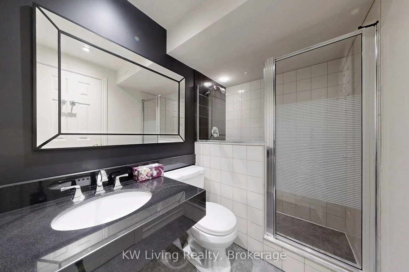 16, Carriage House, Jefferson, Richmond Hill