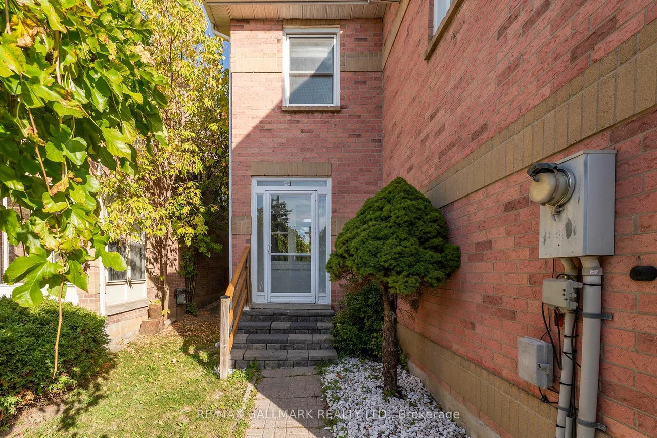 48, Bingham, North Richvale, Richmond Hill