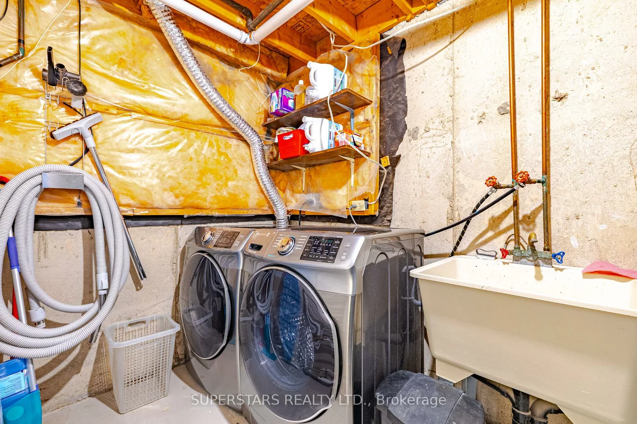 7, Steepleview, North Richvale, Richmond Hill