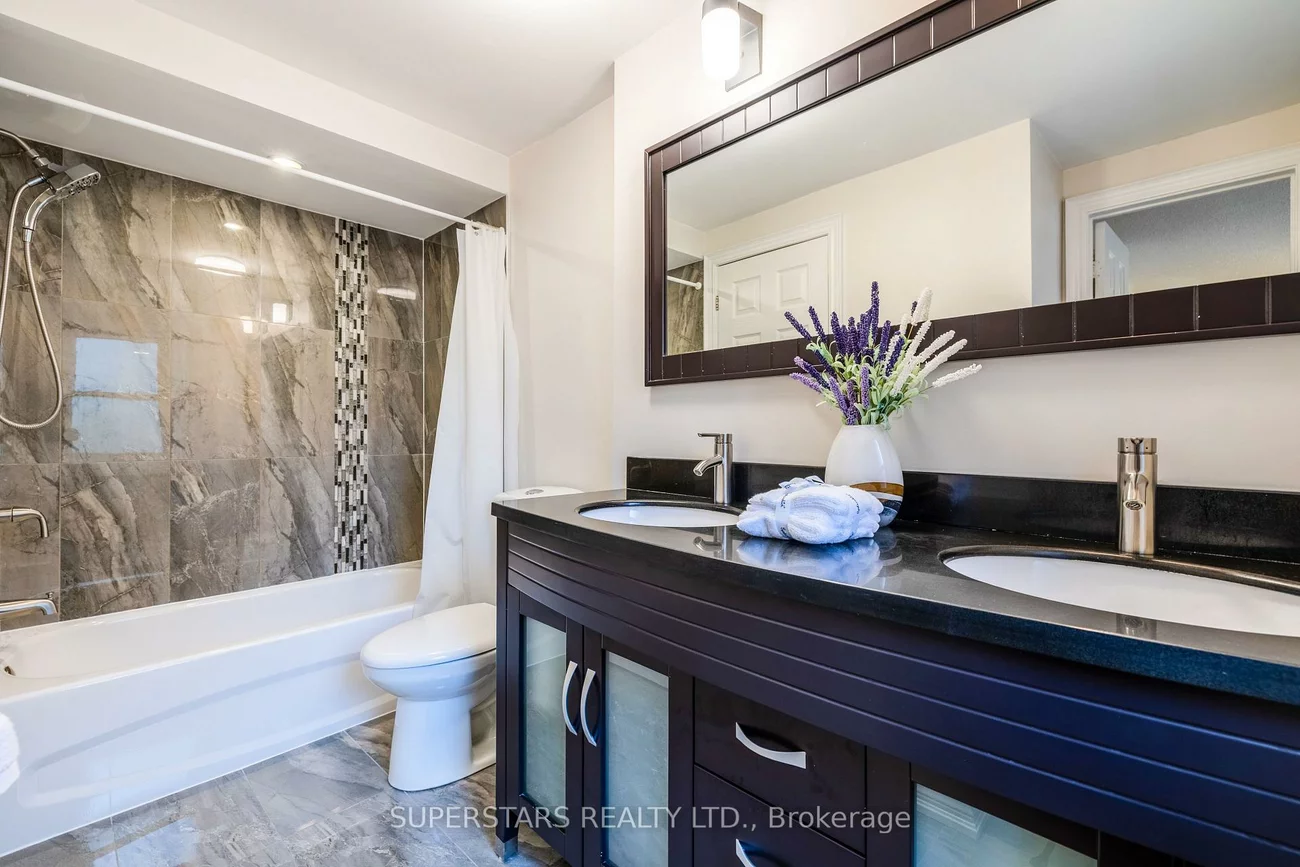 7, Steepleview, North Richvale, Richmond Hill