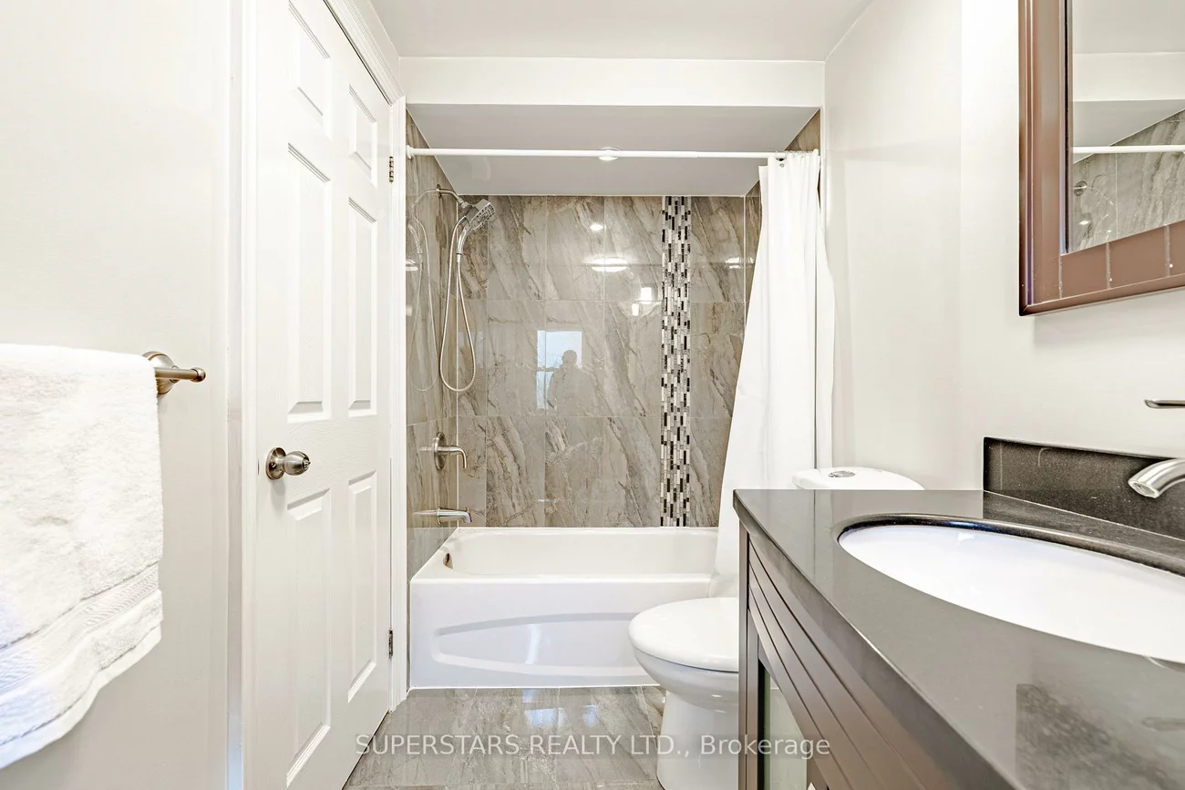 7, Steepleview, North Richvale, Richmond Hill