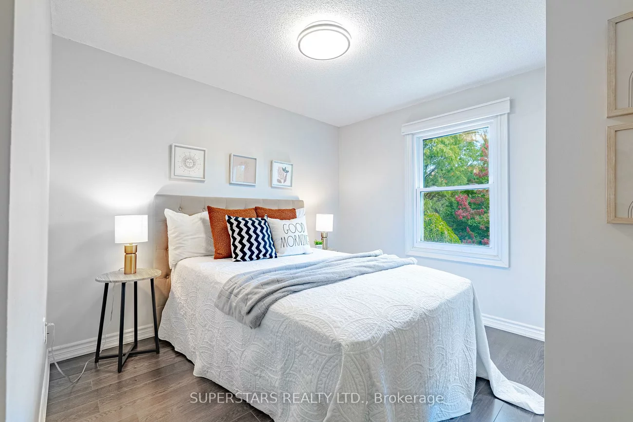 7, Steepleview, North Richvale, Richmond Hill