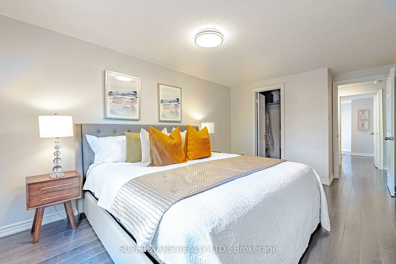 7, Steepleview, North Richvale, Richmond Hill