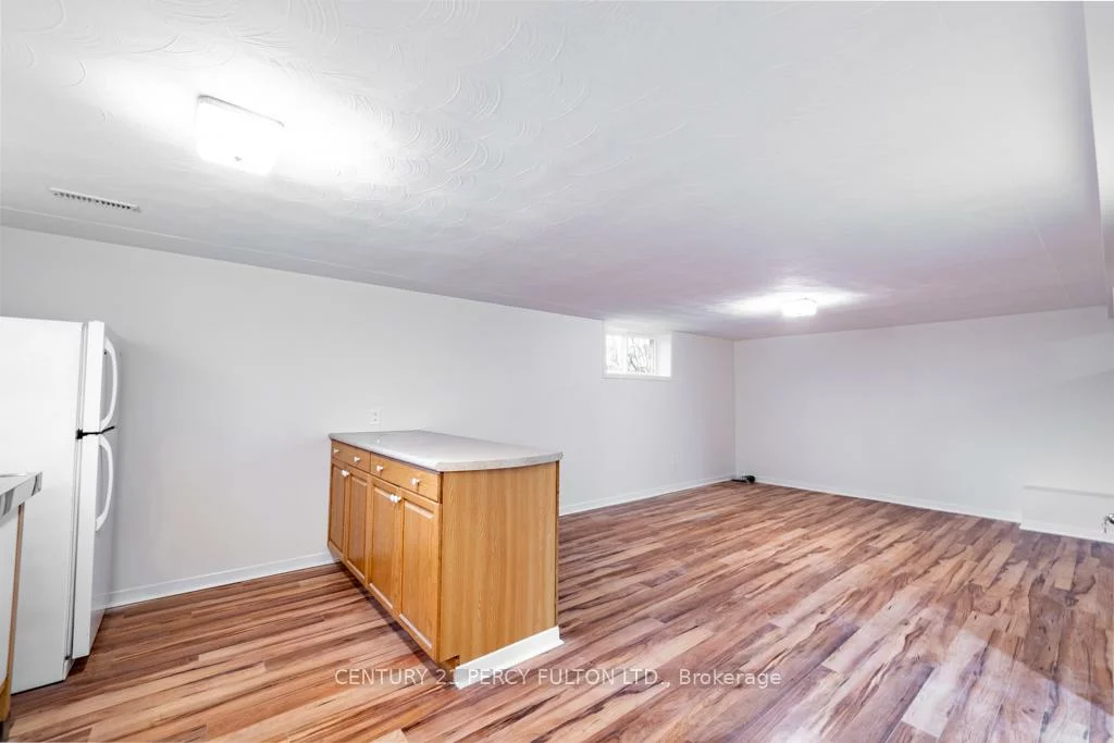 243, Ruggles, Harding, Richmond Hill