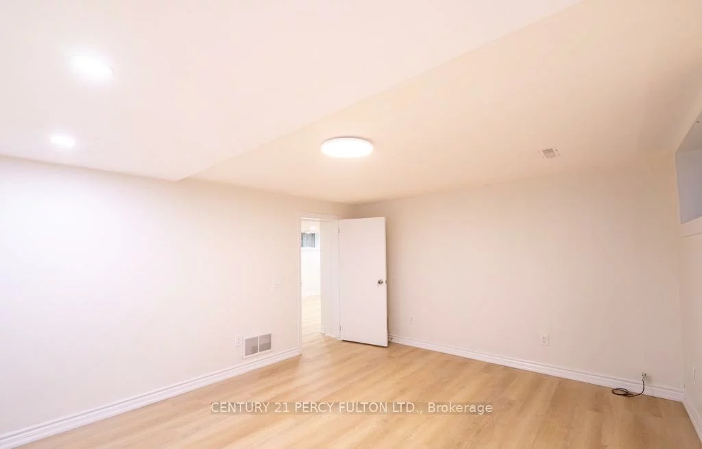 243, Ruggles, Harding, Richmond Hill