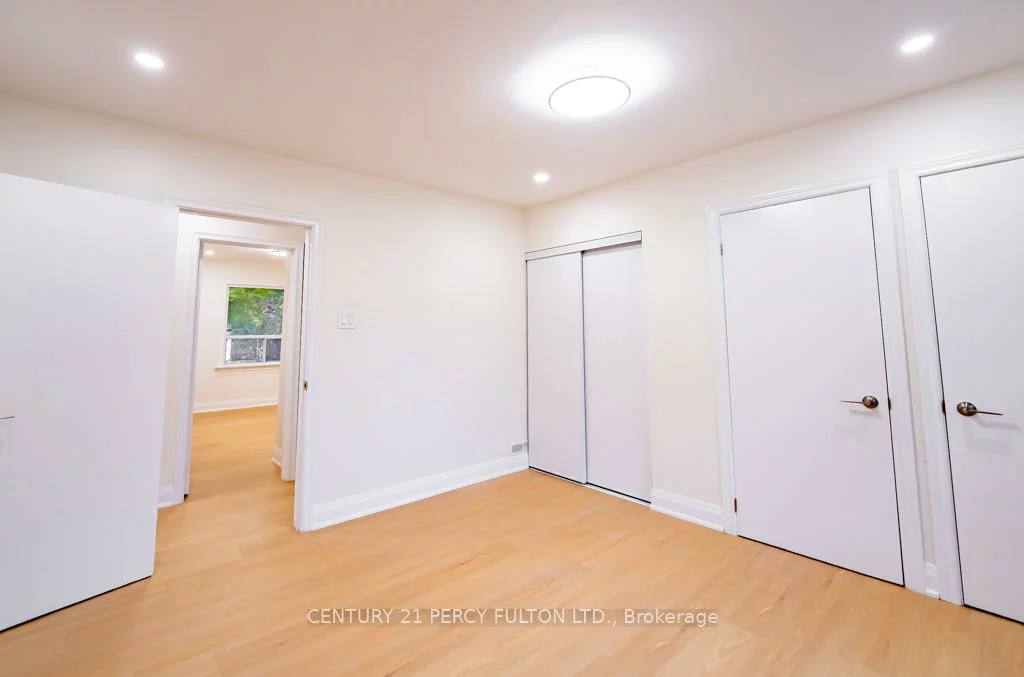 243, Ruggles, Harding, Richmond Hill