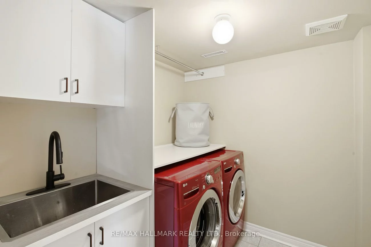 63, Snowy Meadow, Oak Ridges, Richmond Hill