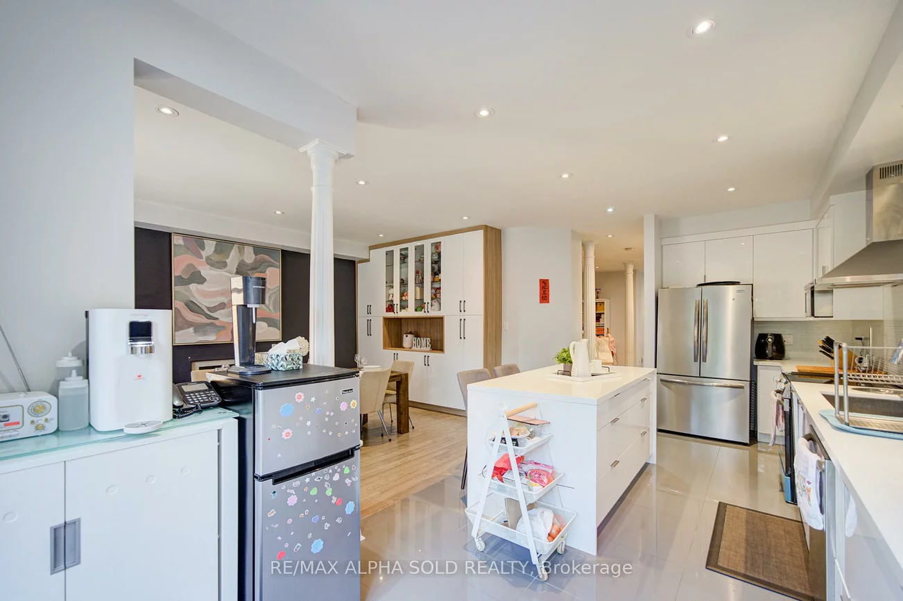 6, Sapphire, Rouge Woods, Richmond Hill