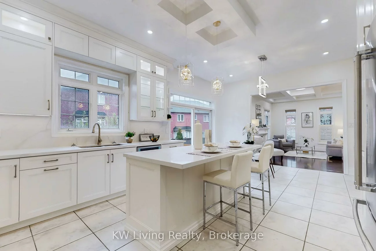 17, Tarmack, Jefferson, Richmond Hill