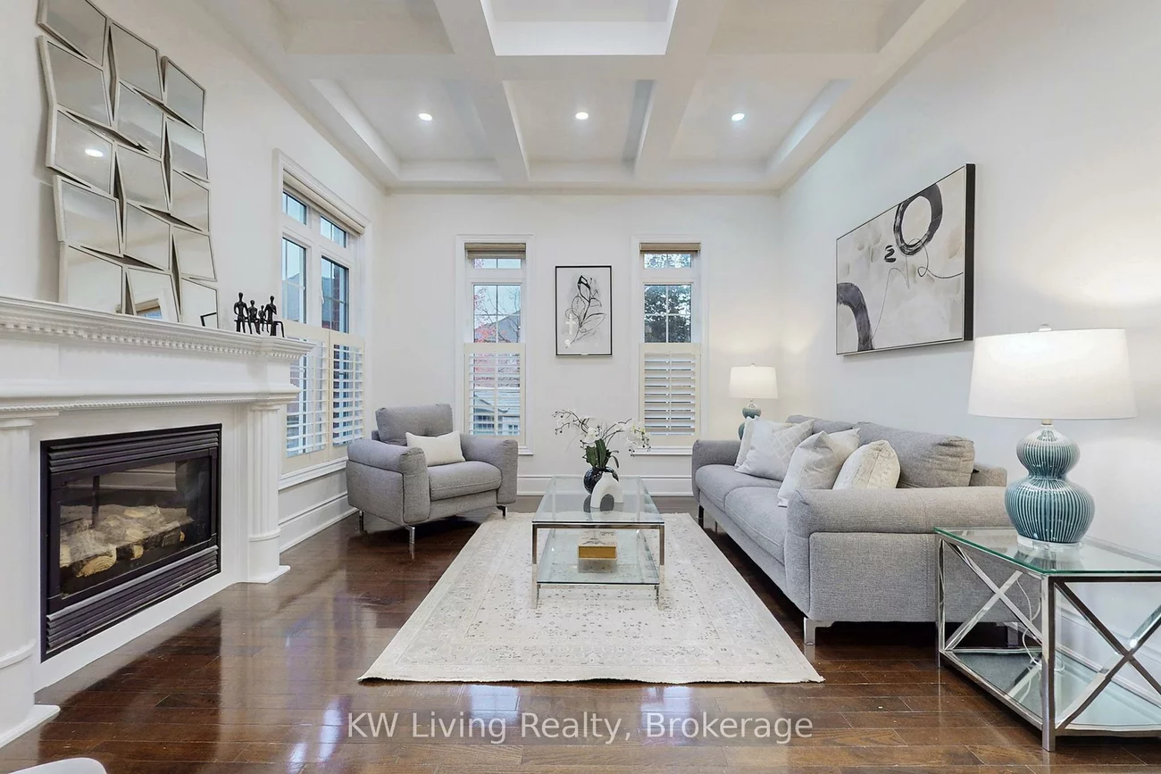 17, Tarmack, Jefferson, Richmond Hill