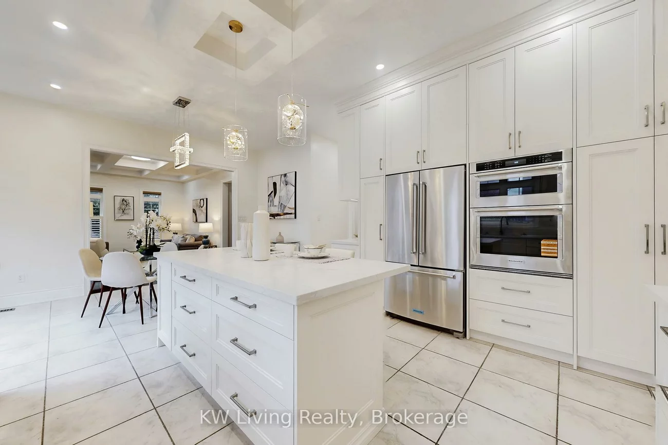 17, Tarmack, Jefferson, Richmond Hill