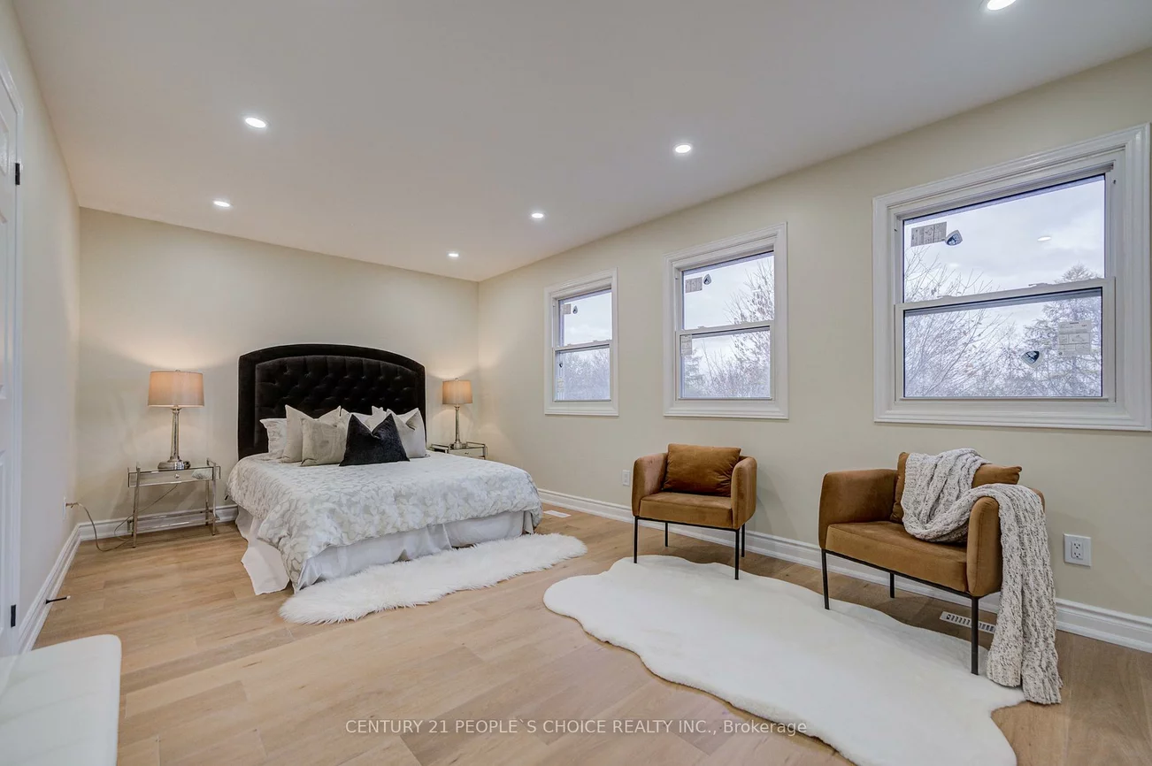 126, Summitcrest, Devonsleigh, Richmond Hill