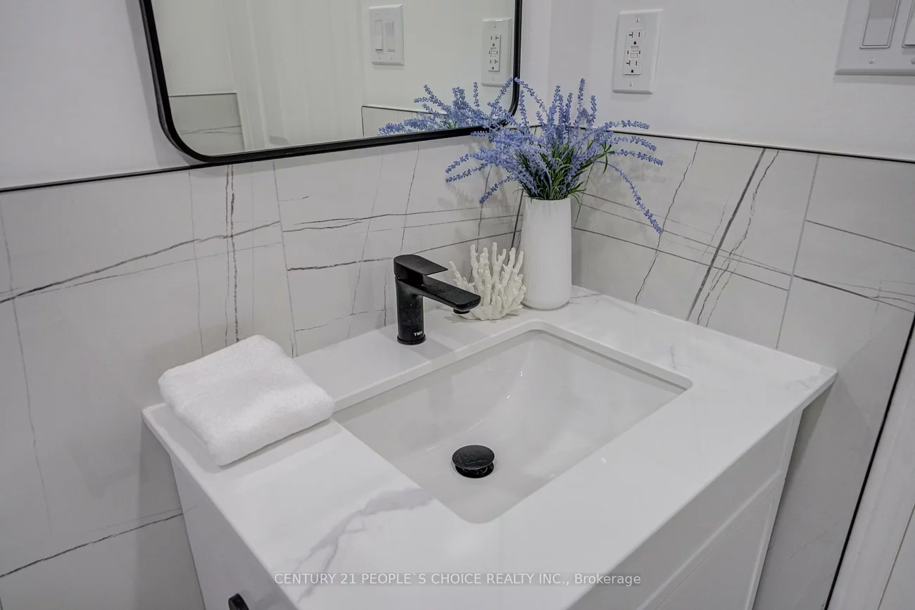 126, Summitcrest, Devonsleigh, Richmond Hill