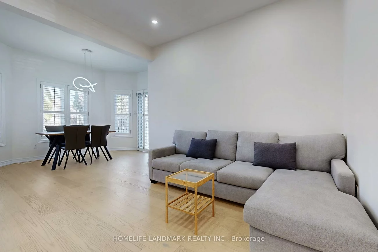 52, Cedarhurst, Devonsleigh, Richmond Hill