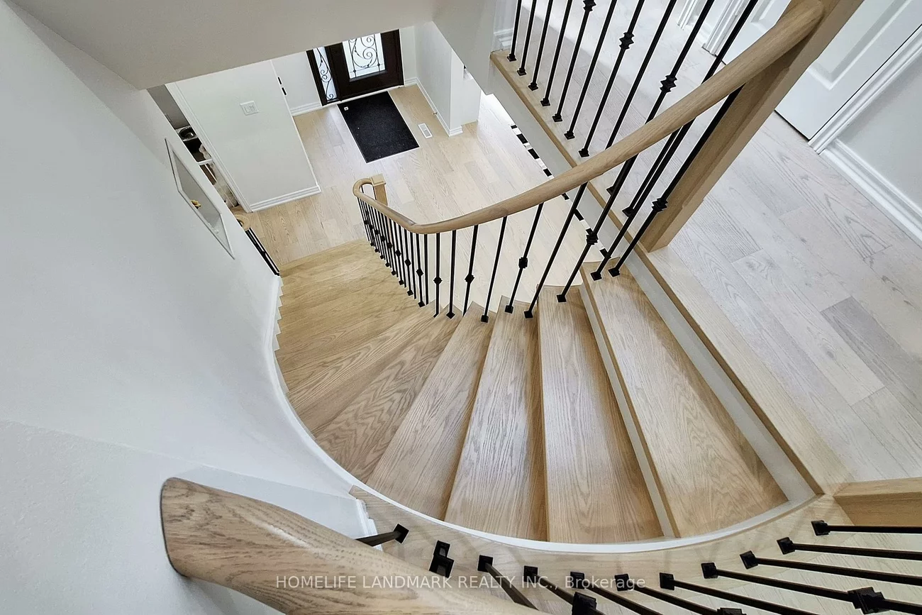 52, Cedarhurst, Devonsleigh, Richmond Hill