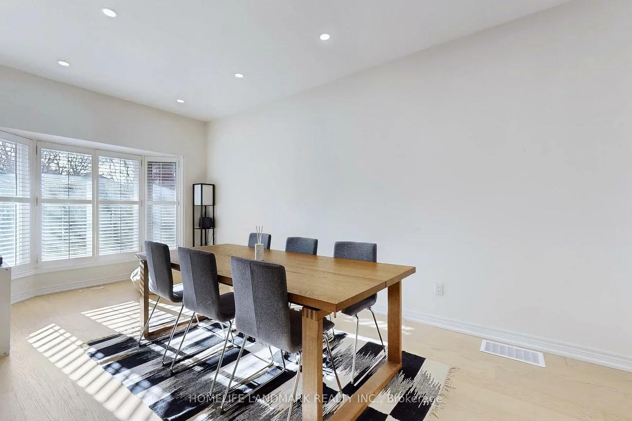 52, Cedarhurst, Devonsleigh, Richmond Hill