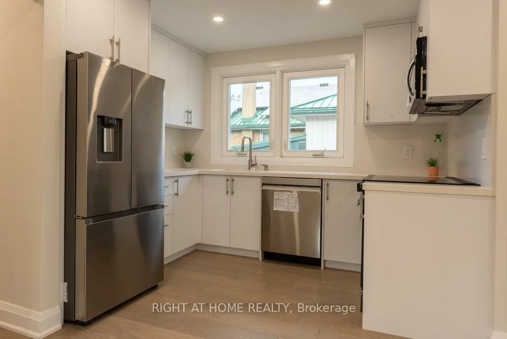 343, Boisdale, Harding, Richmond Hill