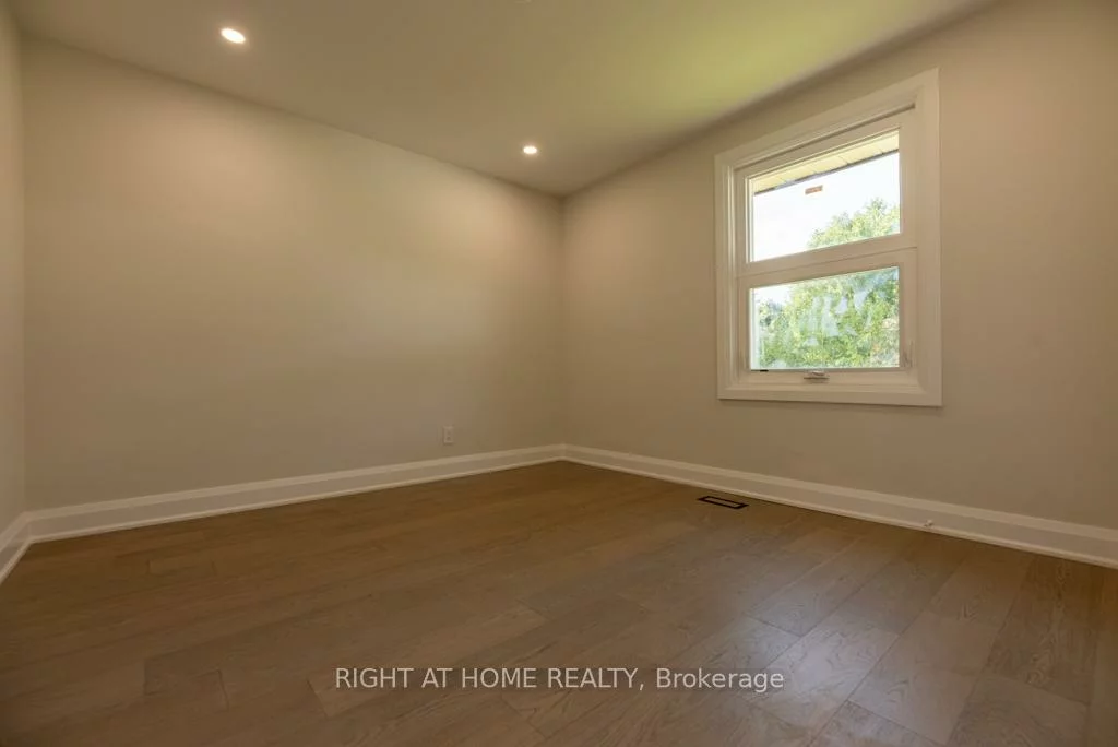 343, Boisdale, Harding, Richmond Hill