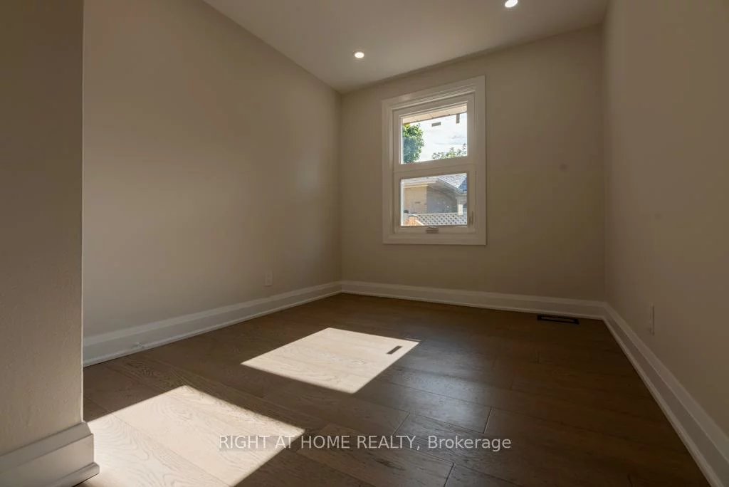 343, Boisdale, Harding, Richmond Hill