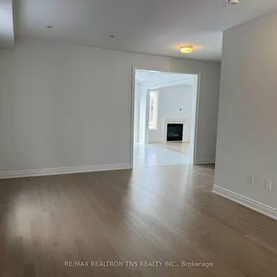 32, Furon, Rural Richmond Hill, Richmond Hill