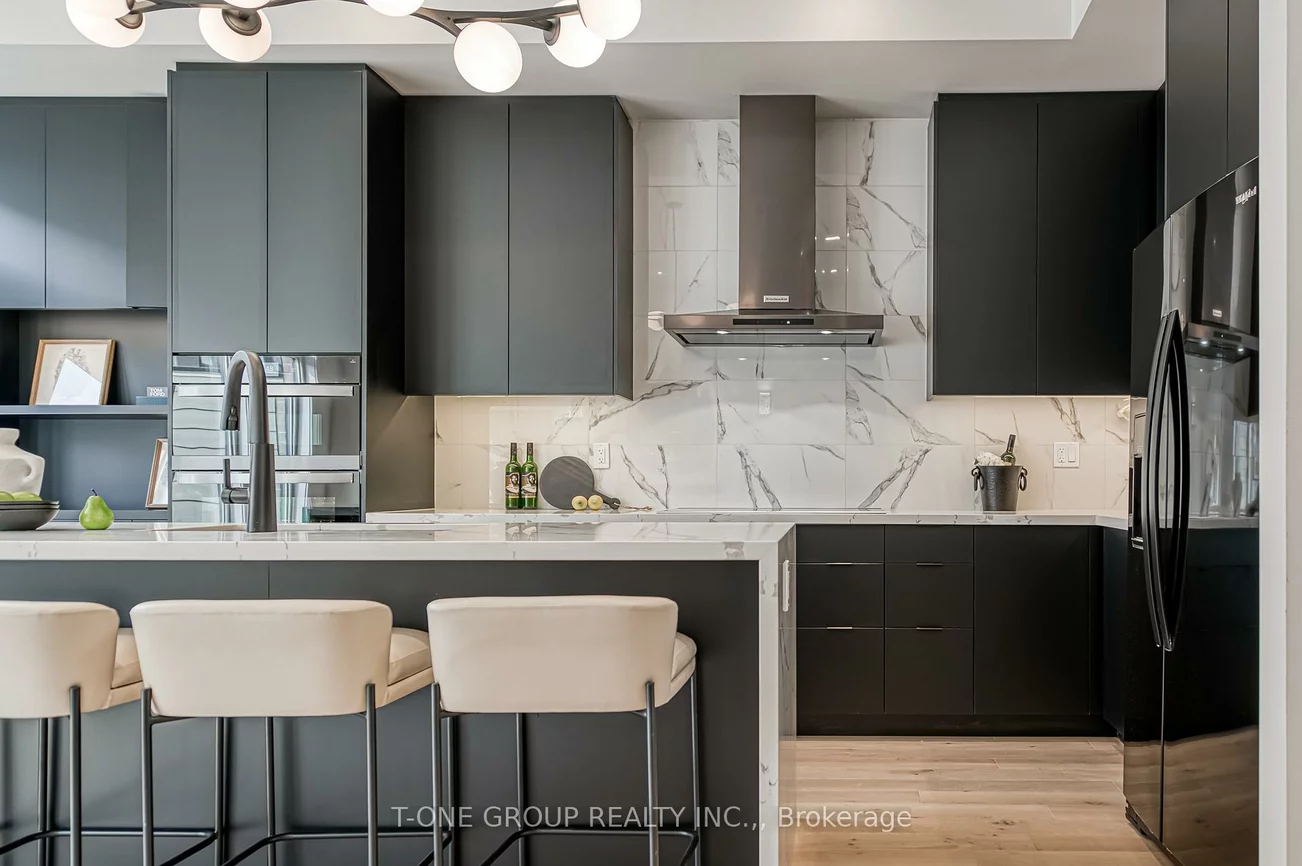 21, Ingersoll, Jefferson, Richmond Hill