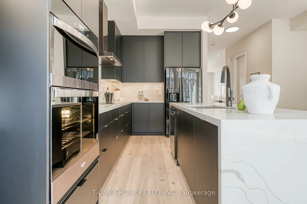 21, Ingersoll, Jefferson, Richmond Hill