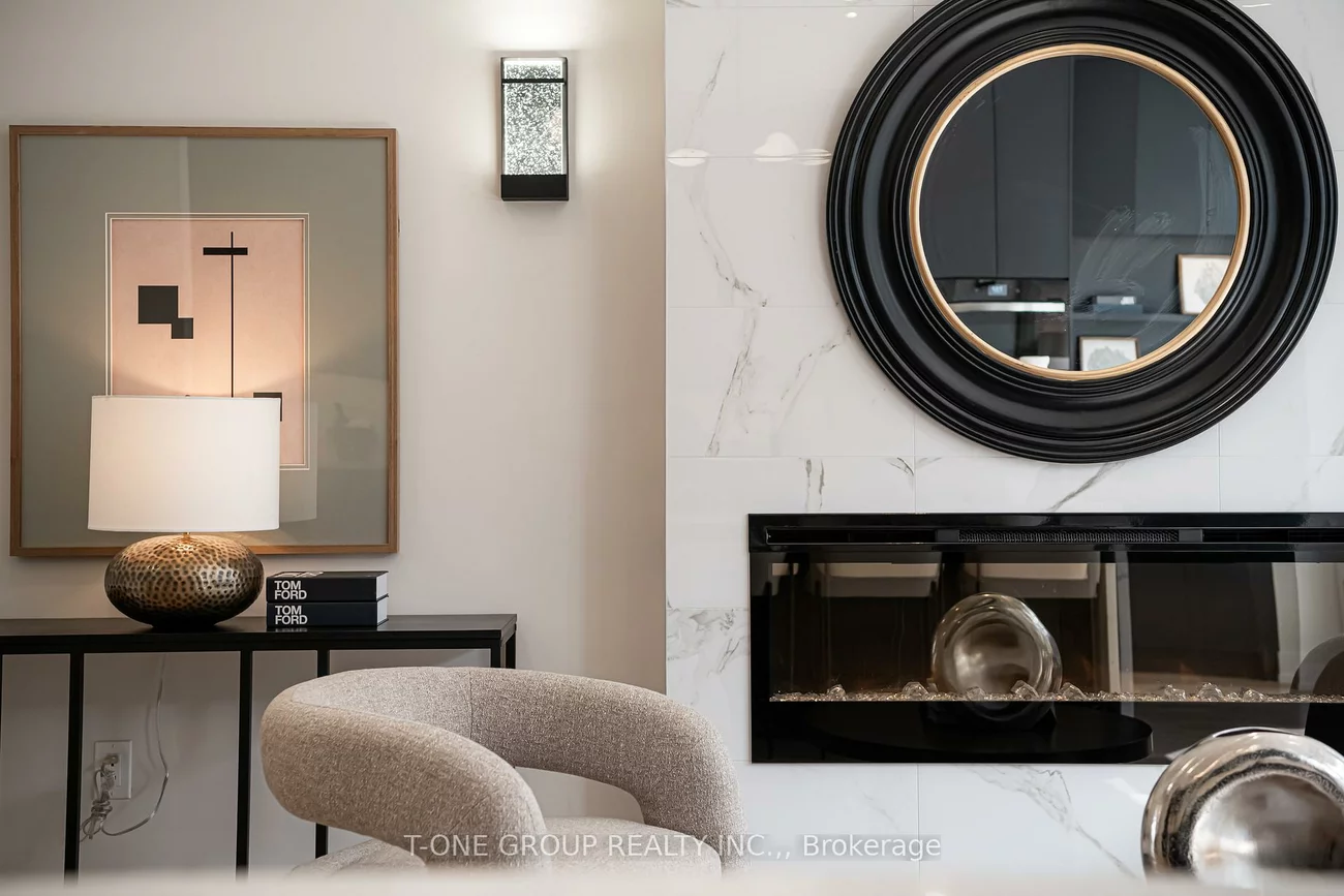 21, Ingersoll, Jefferson, Richmond Hill