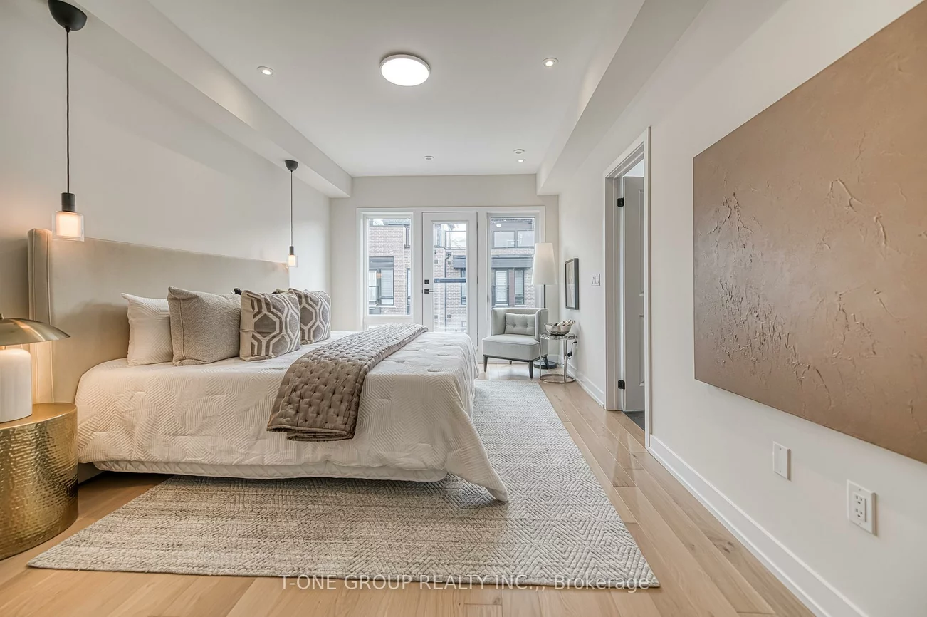 21, Ingersoll, Jefferson, Richmond Hill