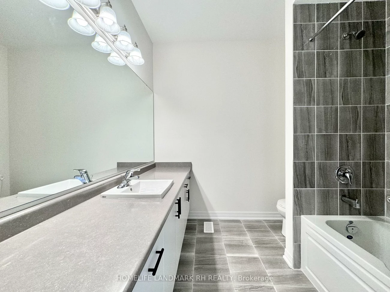 10, RUSSEL WICE, Rural Richmond Hill, Richmond Hill