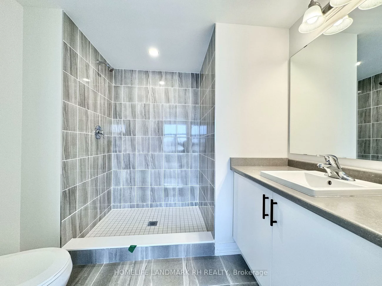 10, RUSSEL WICE, Rural Richmond Hill, Richmond Hill