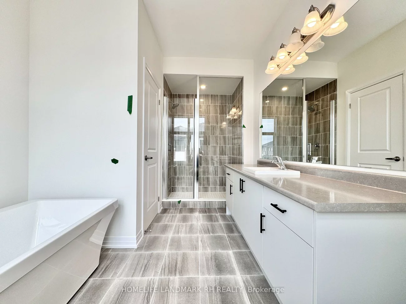 10, RUSSEL WICE, Rural Richmond Hill, Richmond Hill