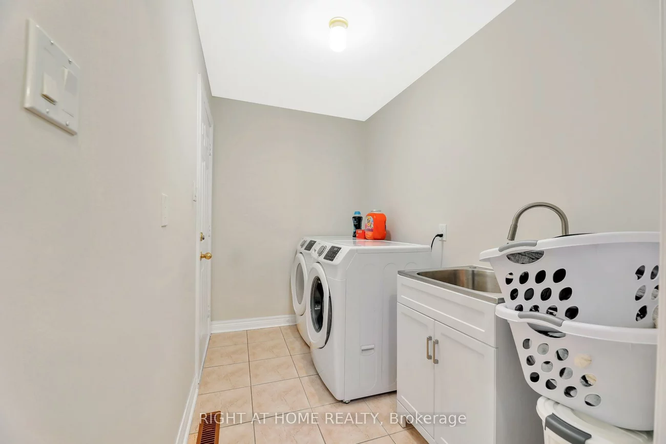 62, Martini, Rouge Woods, Richmond Hill