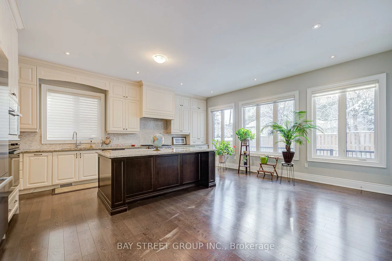 75, Douglas, Oak Ridges Lake Wilcox, Richmond Hill