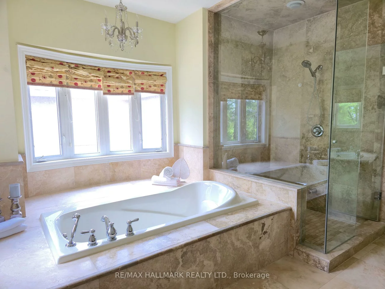 383, Paradelle, Oak Ridges Lake Wilcox, Richmond Hill