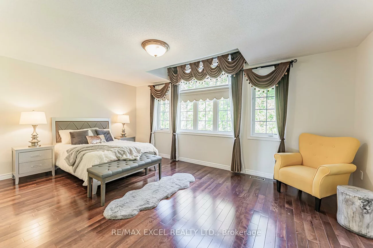 65, Falling River, Devonsleigh, Richmond Hill