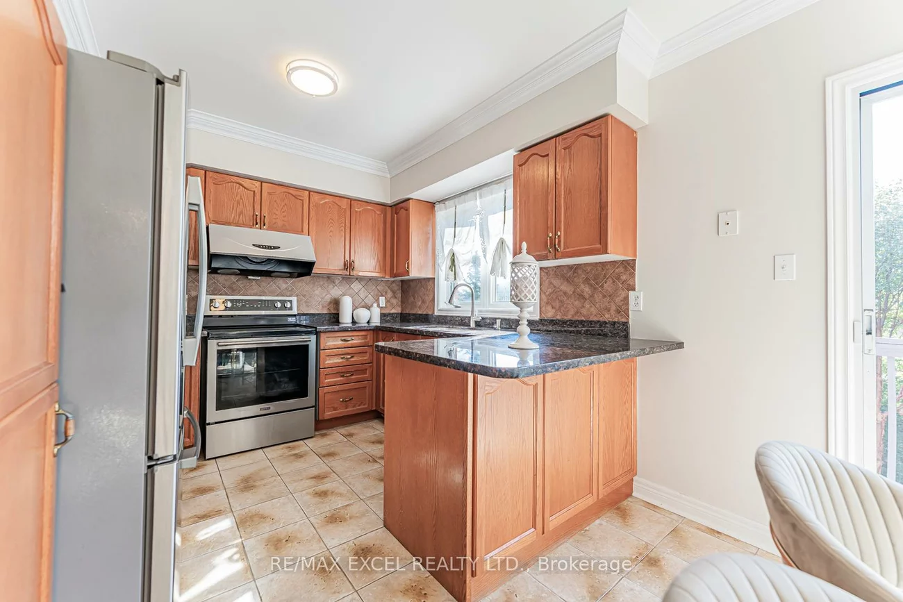 65, Falling River, Devonsleigh, Richmond Hill