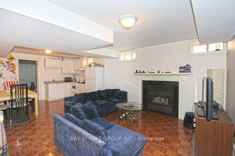 17, Dunvegan, South Richvale, Richmond Hill