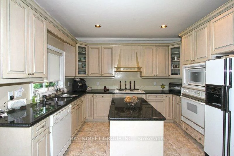 17, Dunvegan, South Richvale, Richmond Hill