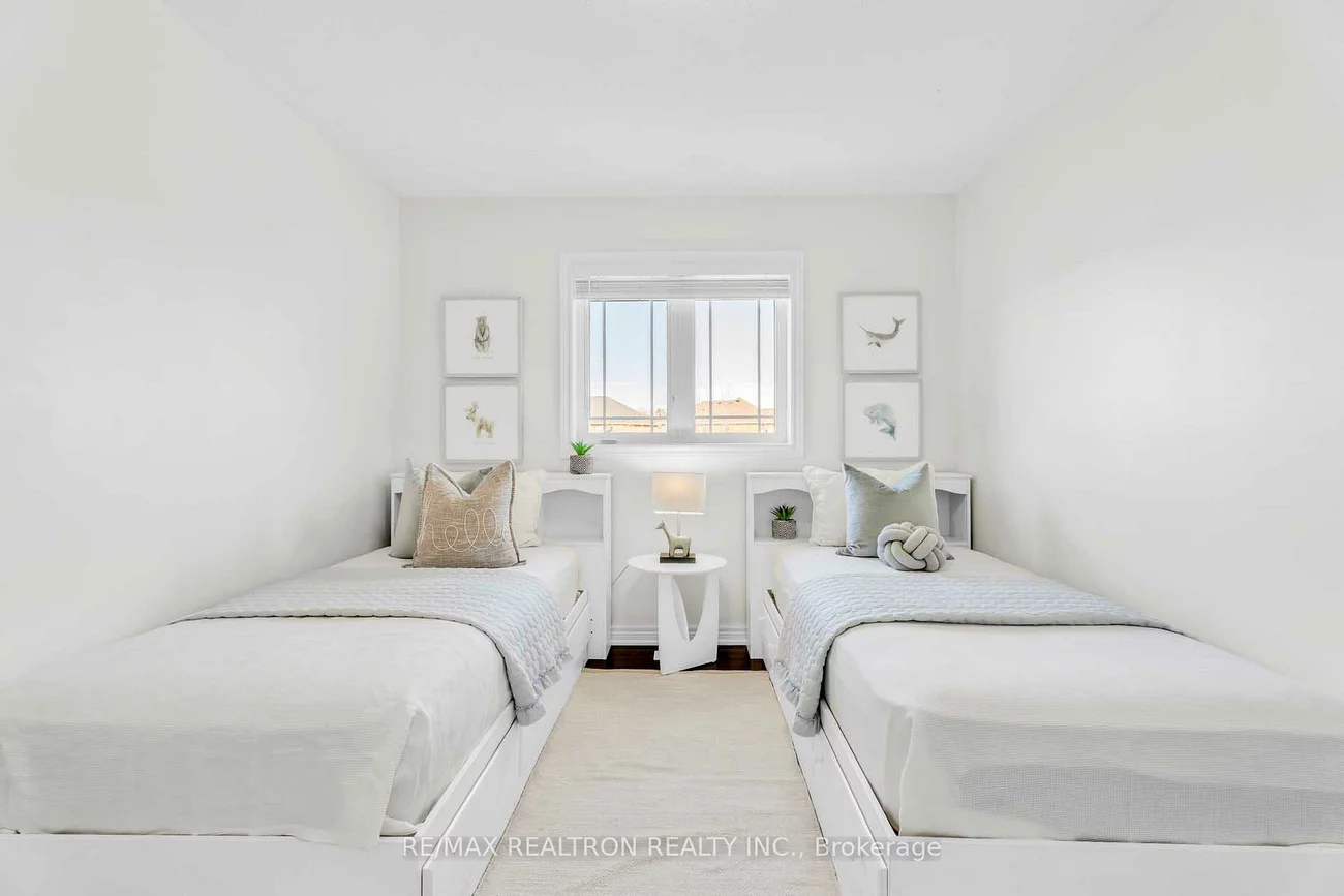 18, Pegasus, Oak Ridges, Richmond Hill