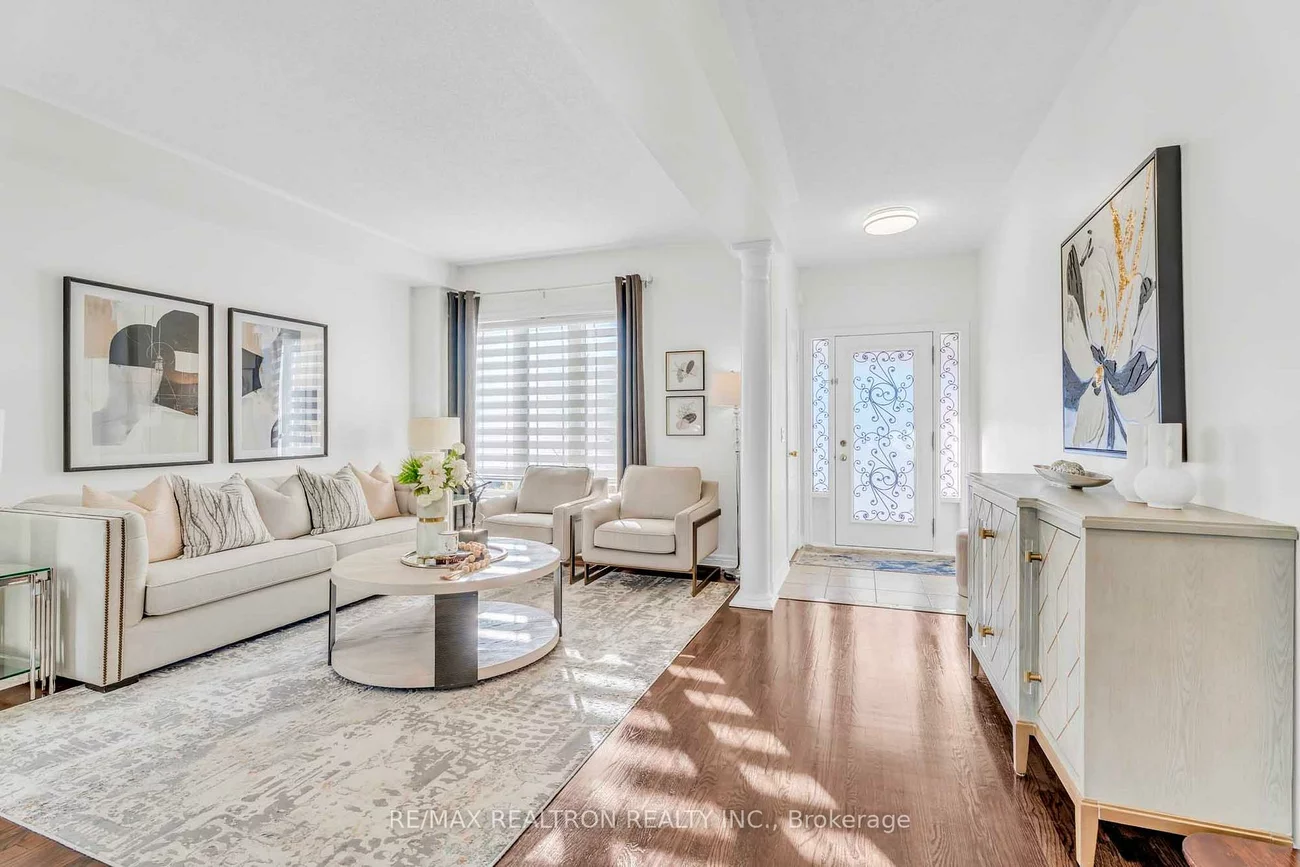 18, Pegasus, Oak Ridges, Richmond Hill