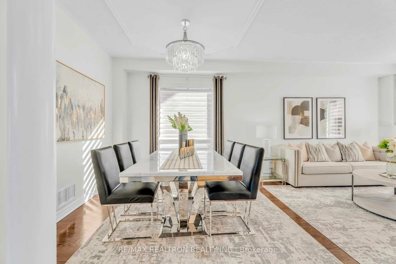 18, Pegasus, Oak Ridges, Richmond Hill