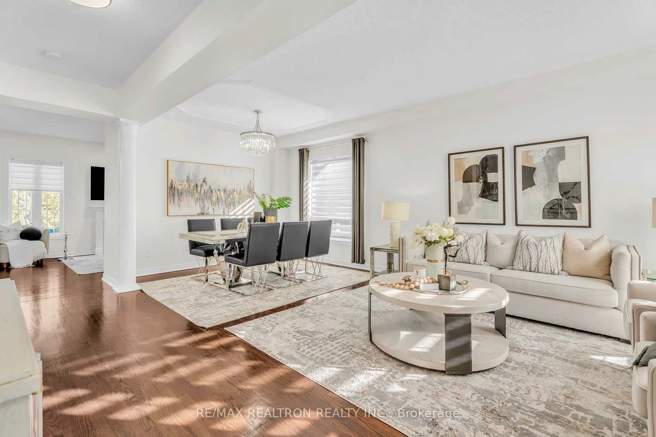 18, Pegasus, Oak Ridges, Richmond Hill