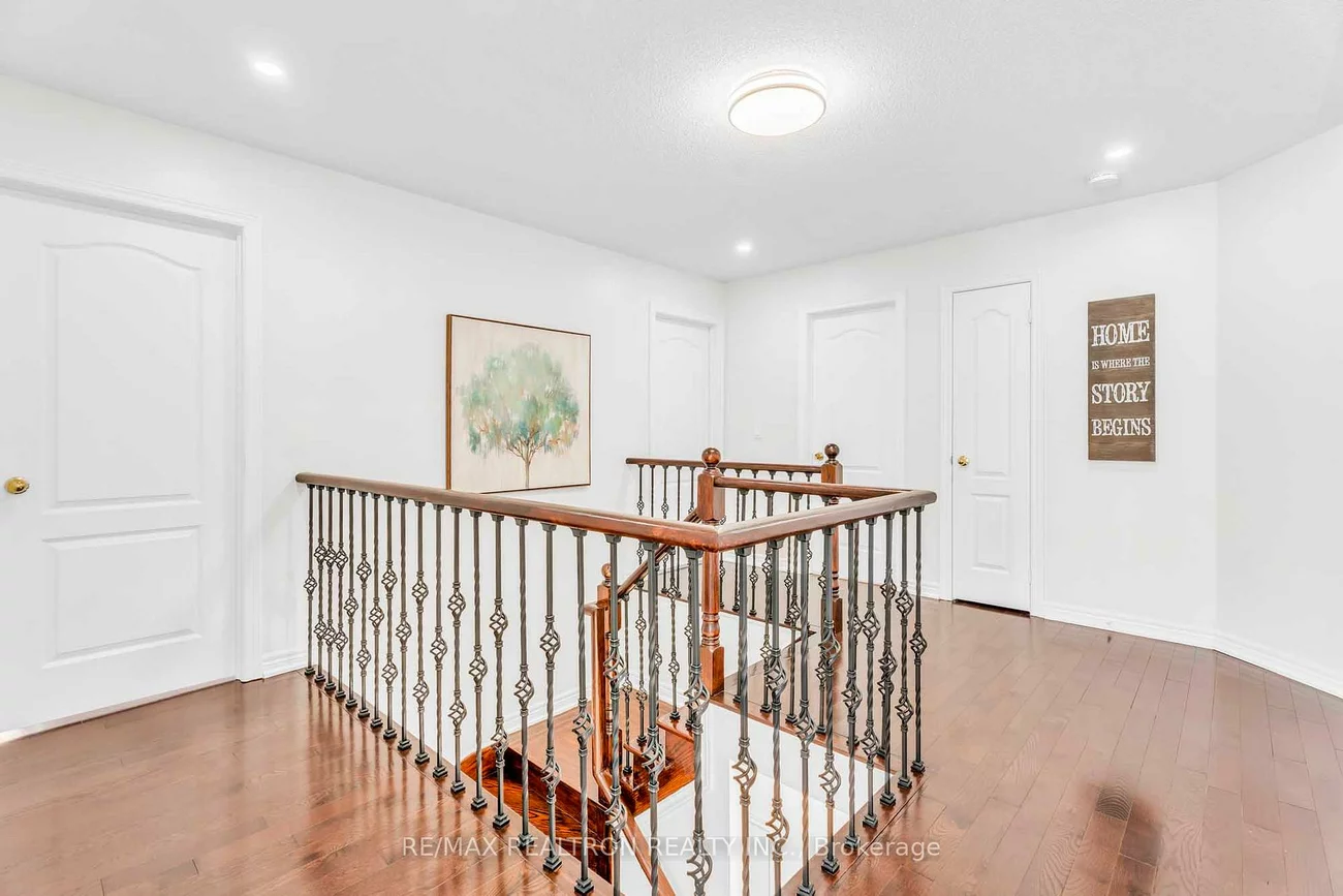 18, Pegasus, Oak Ridges, Richmond Hill