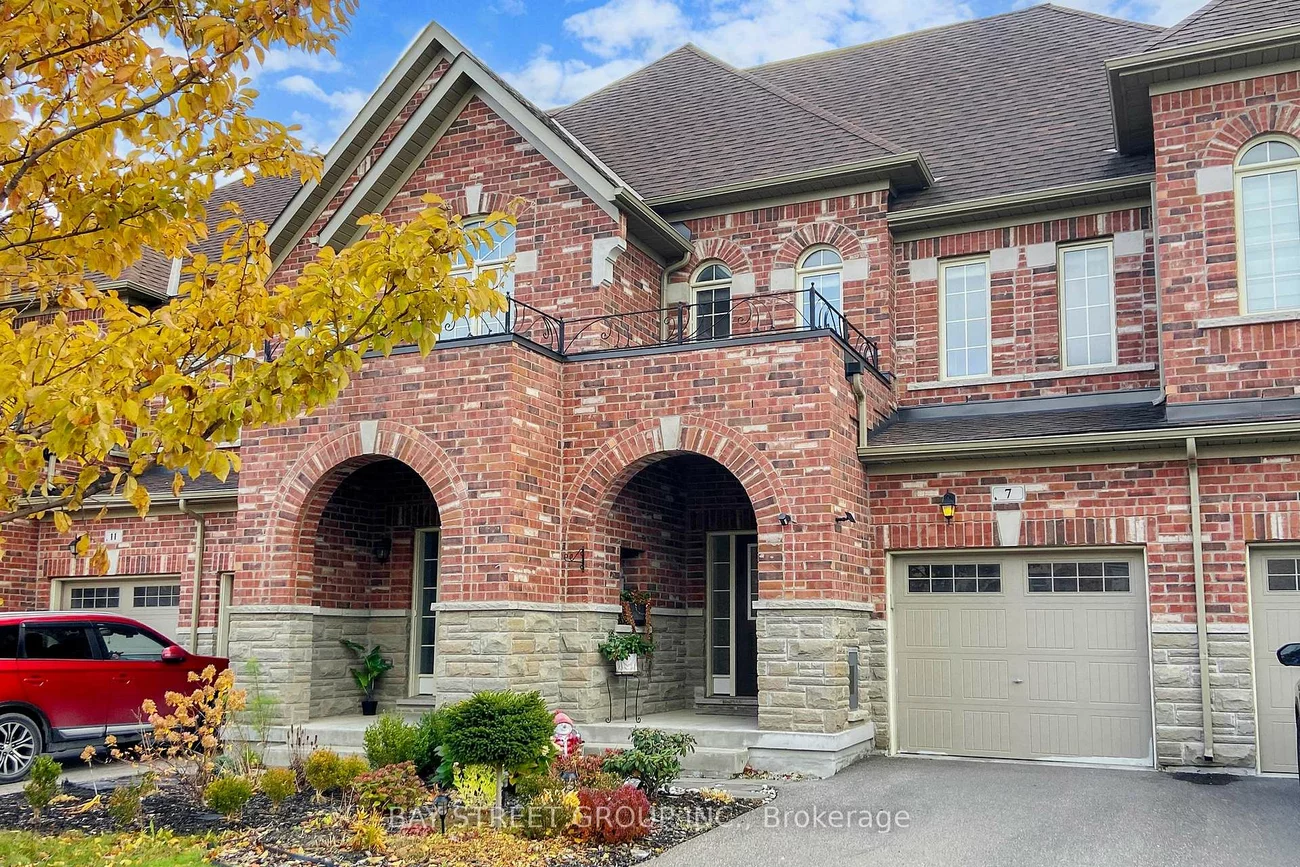 7, Paper Mills, Jefferson, Richmond Hill