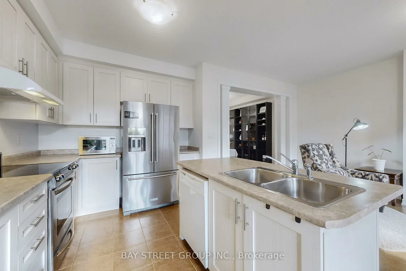 7, Paper Mills, Jefferson, Richmond Hill