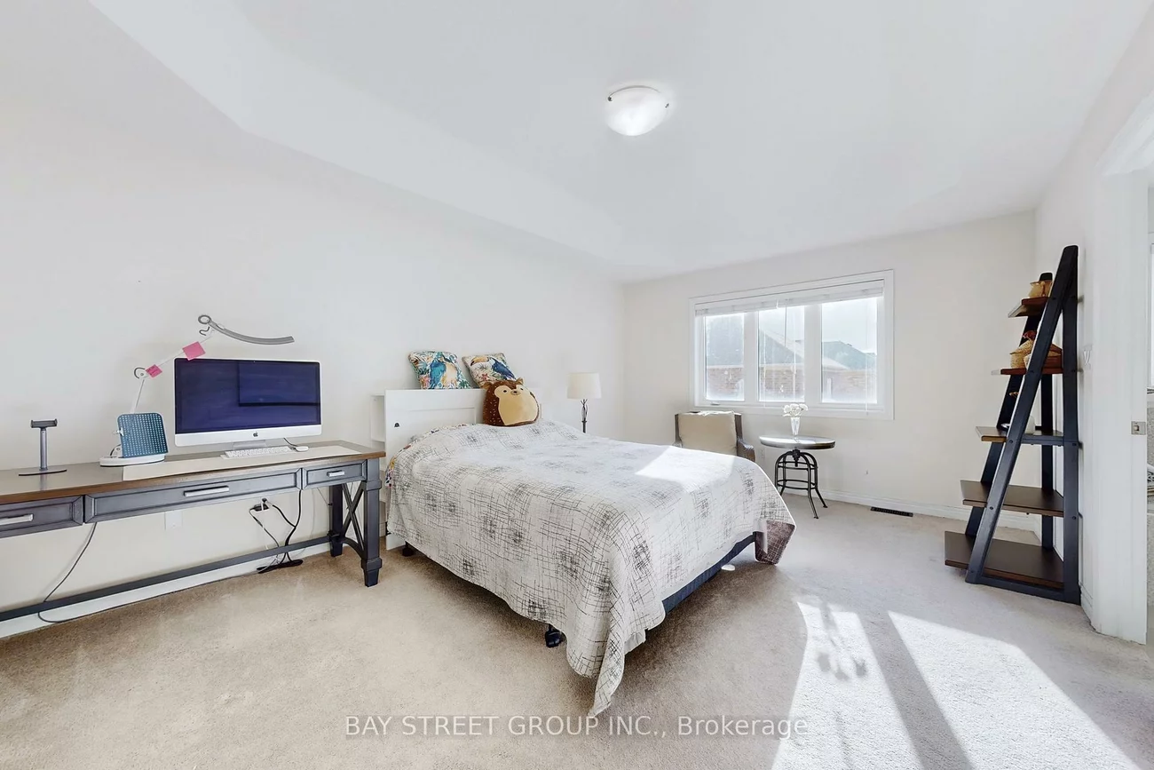 7, Paper Mills, Jefferson, Richmond Hill