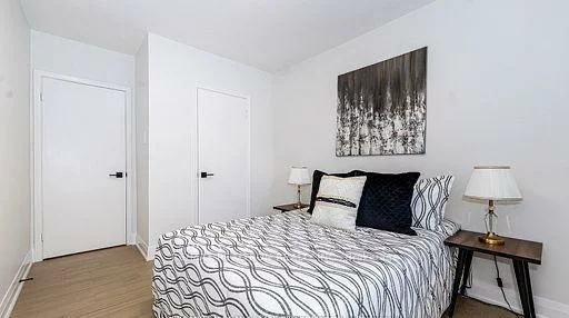 318, Paliser, Harding, Richmond Hill