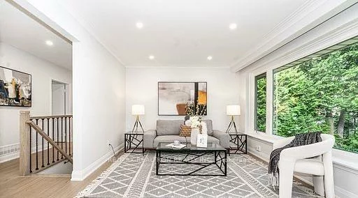 318, Paliser, Harding, Richmond Hill