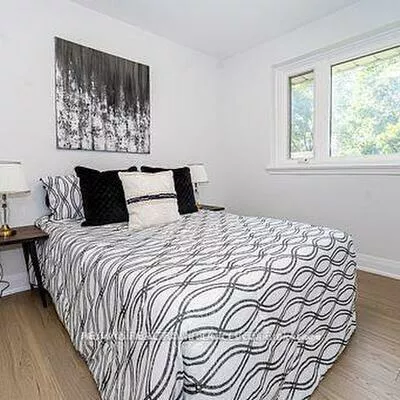 318, Paliser, Harding, Richmond Hill